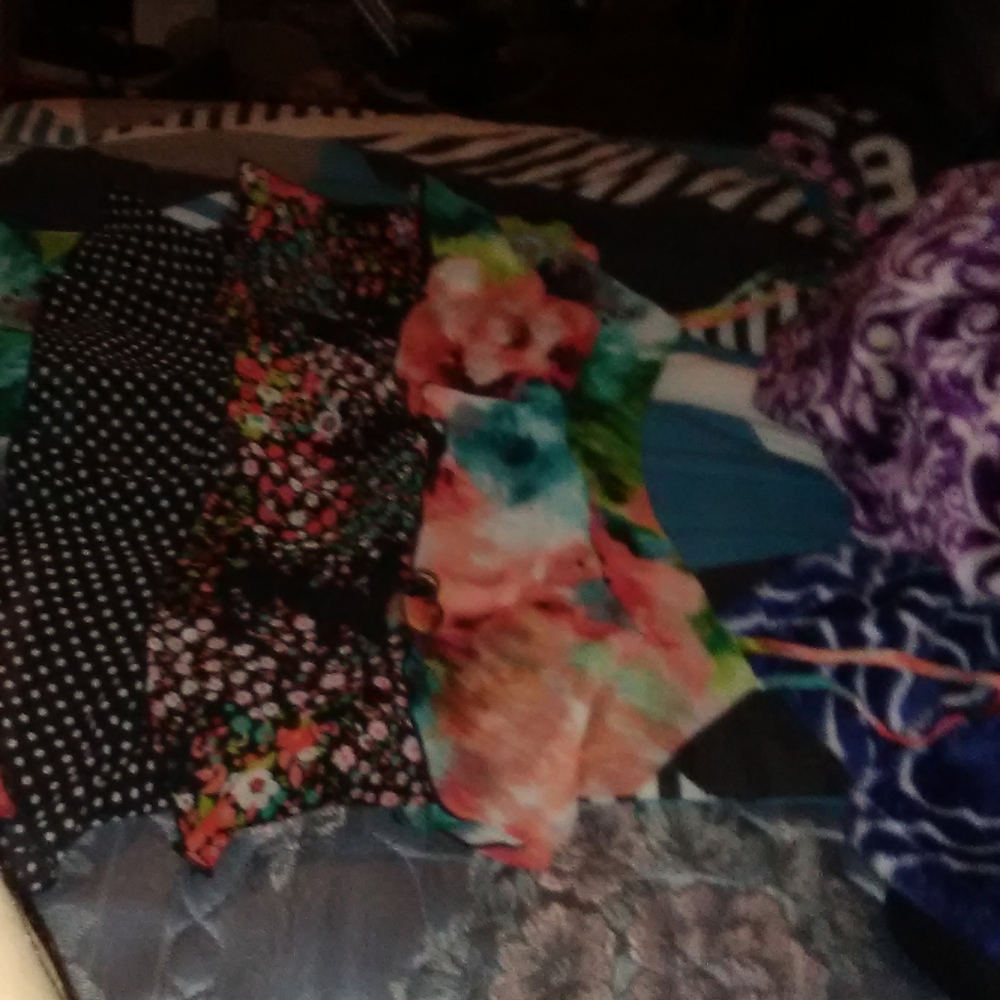Tank top - Picture 2 of 2
